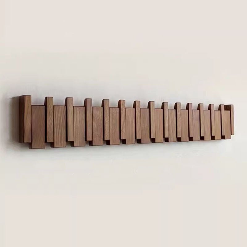 Avelena | WOODSONATA – Handgefertigte Holz-Wandgarderobe im Piano-Stil