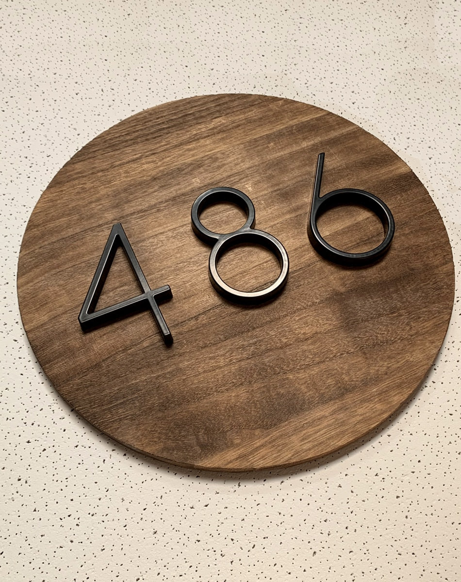 Avelena | Royelux Moderne Hausnummern - Rostfreies Zinklegierung, Schwarze Oberfläche, 5" Hoch