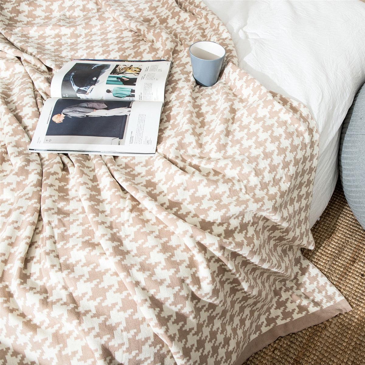 Avelena | PlaidLuxe Houndstooth Kuscheldecke | Kariertes Design | Weich & Gemütlich | Verschiedene Größen