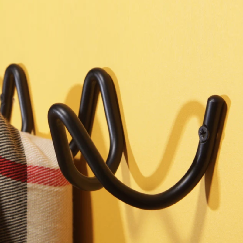 Avelena | Scribble Wall Garderobe