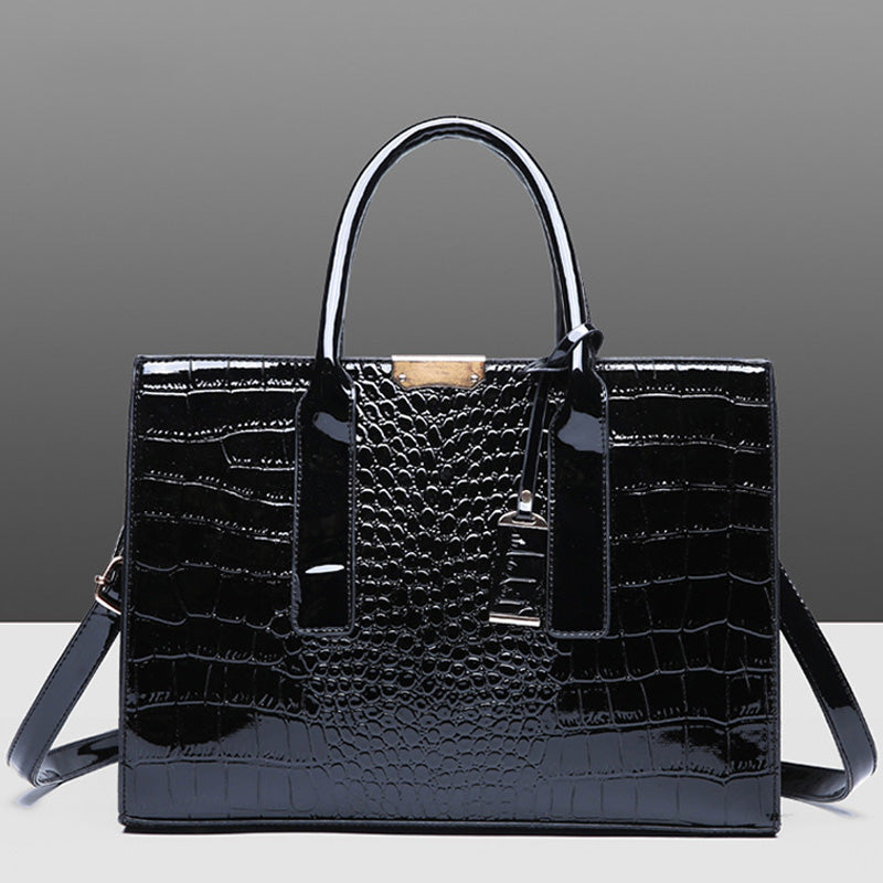 Avelena | Tasche mit Krokodilprägung.