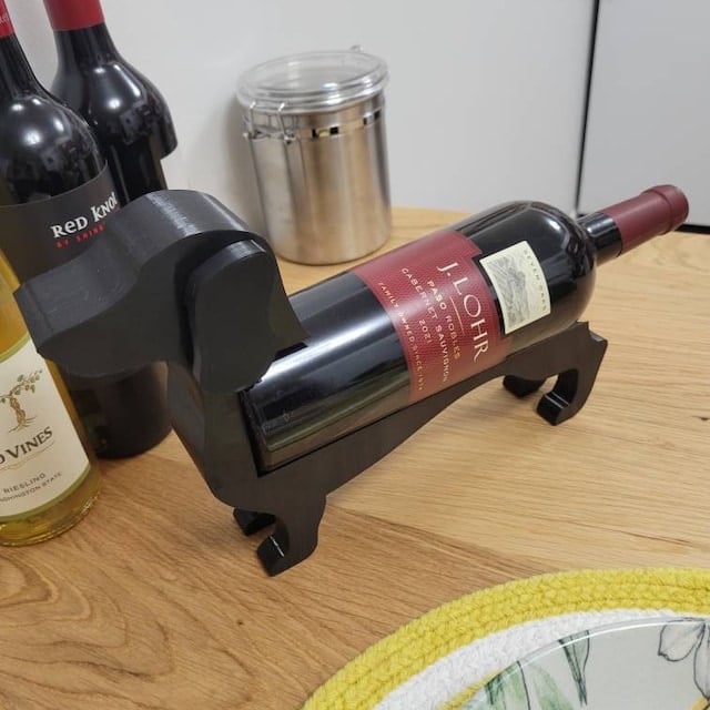 Avelena | Weinflaschenhalter in Form eines Dackels