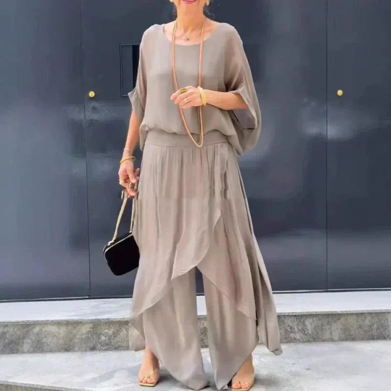 Avelena | 2-teiliges Chiffon-Set mit lockerem Oberteil und Hose mit weitem Schlitz