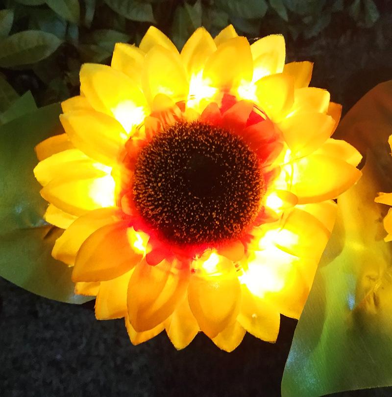 Avelena | Solar-LED-Gartenleuchte „Sonnenblume“