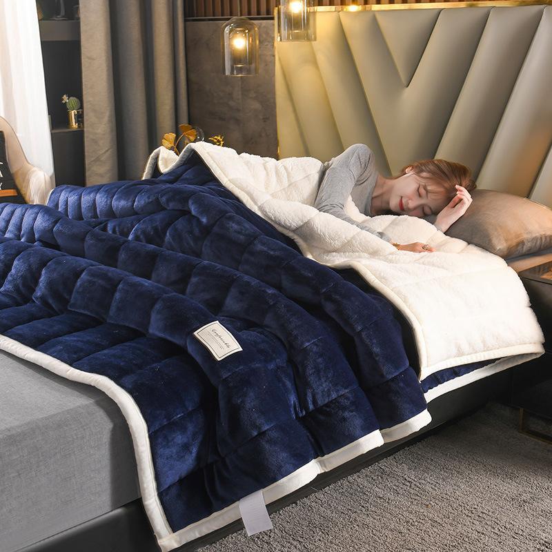 Avelena | WolkeWeich Supreme Kuscheldecke