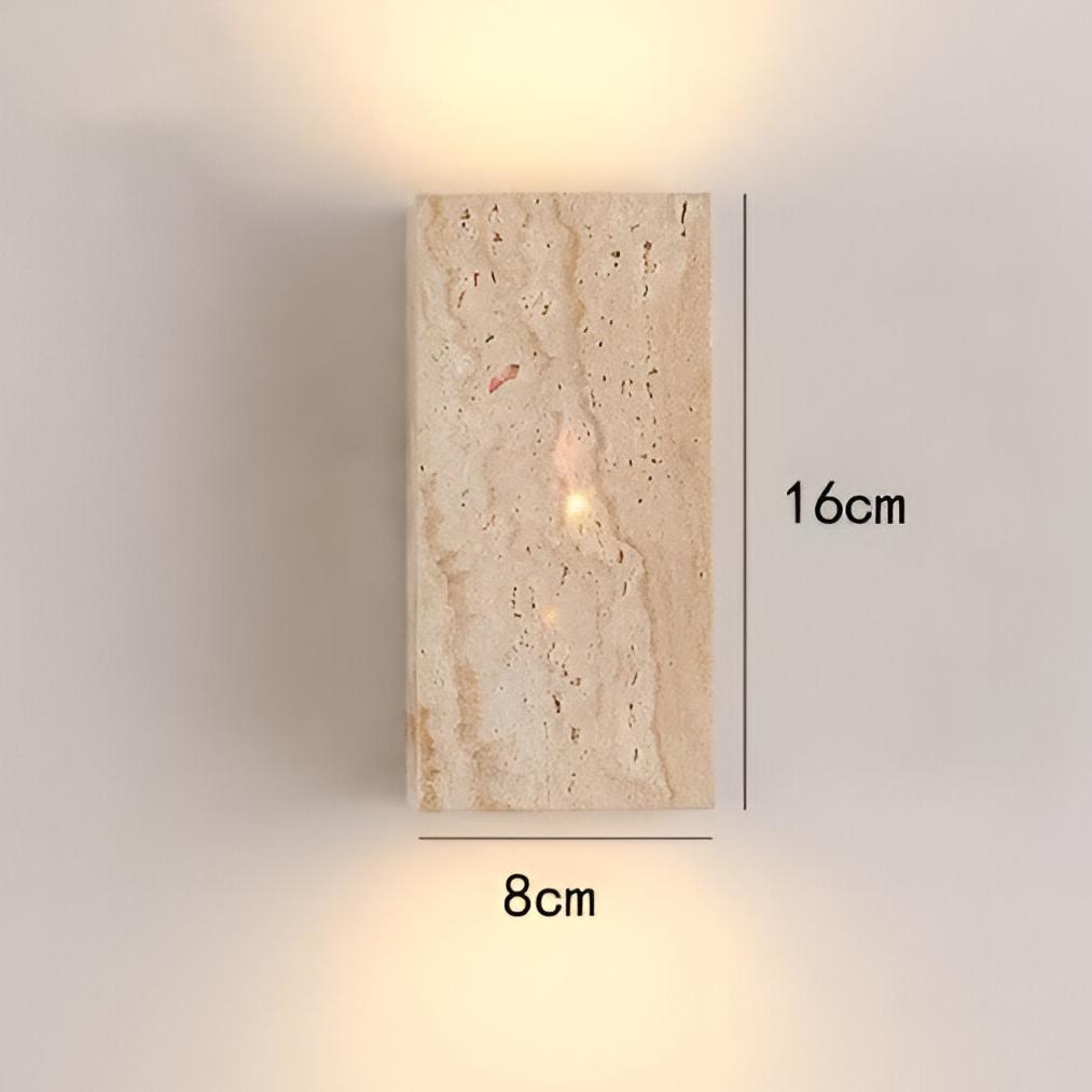 Avelena | Wandleuchte aus Travertin für eine warme und elegante Atmosphäre