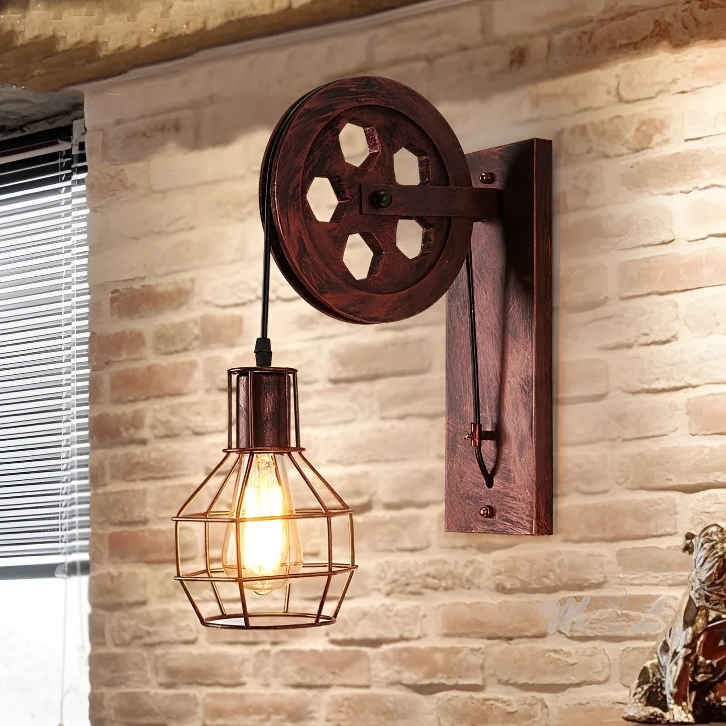 Avelena | Vintage Industrielle LED Wandleuchte - IronGlare