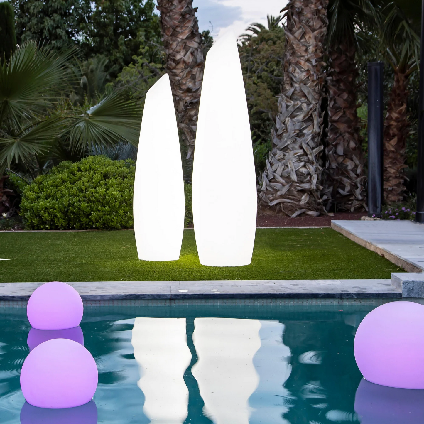 Avelena | Wireless Mood Lampe für Innen- & Außenbereich - LumaSphere