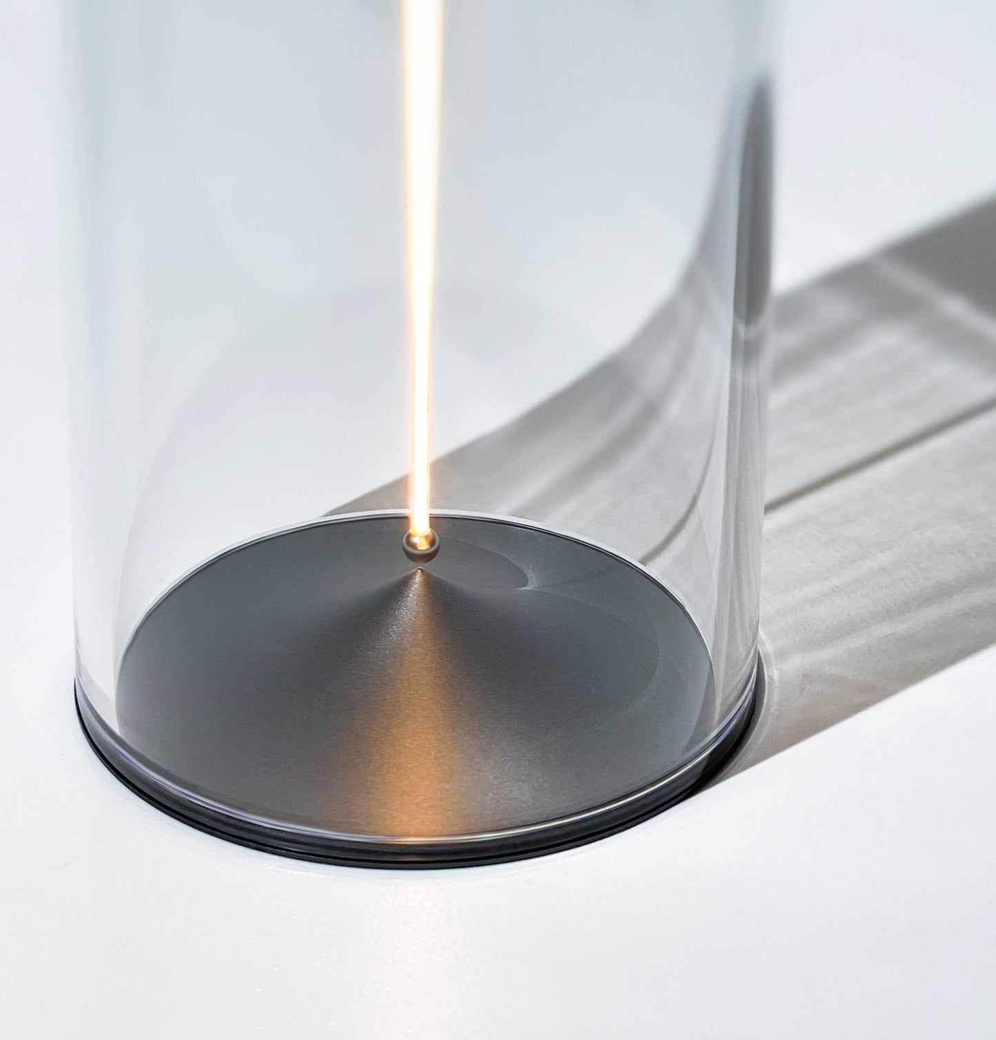 Avelena | Wireless Mood Lamp - LumenFlow