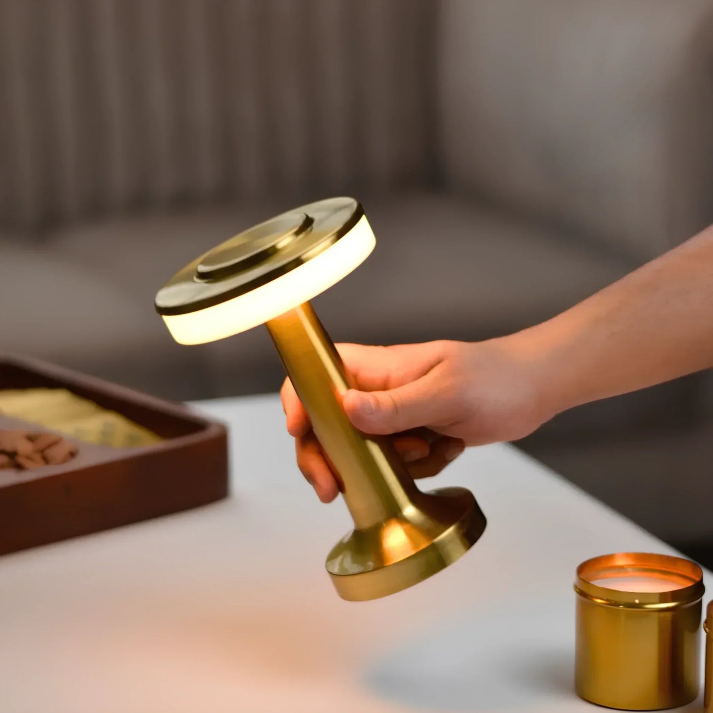 Avelena | Wireless Retro Tischlampe - LumiBar