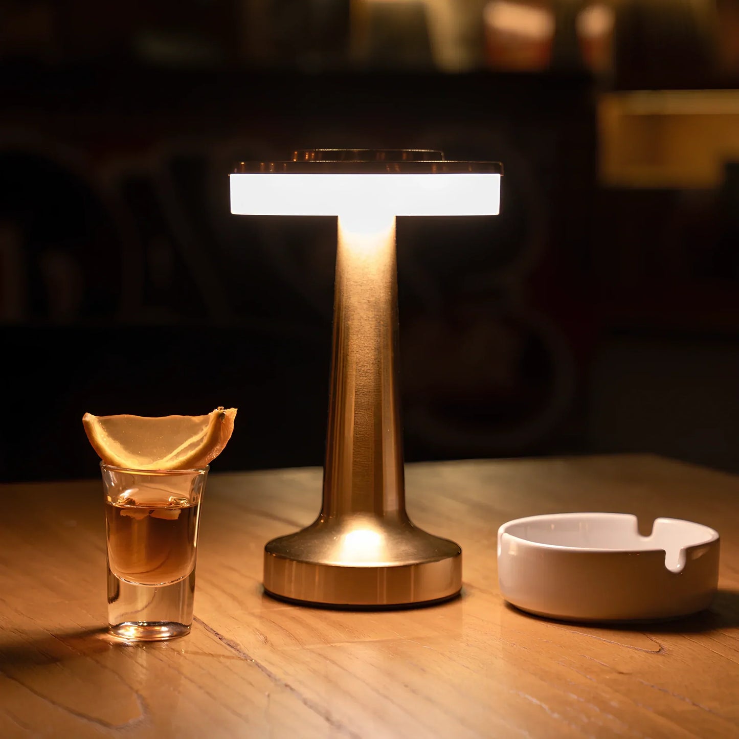 Avelena | Wireless Retro Tischlampe - LumiBar
