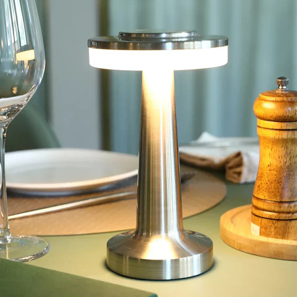Avelena | Wireless Retro Tischlampe - LumiBar