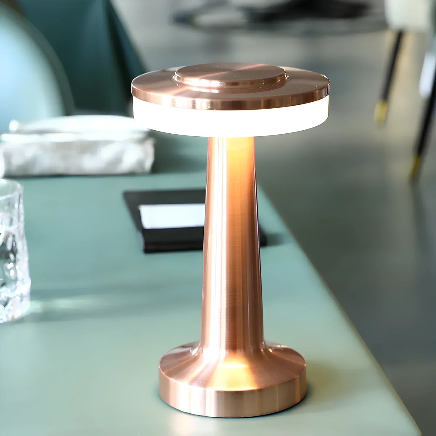 Avelena | Wireless Retro Tischlampe - LumiBar