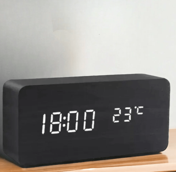 Avelena | AMBIWOOD – Sprachgesteuerte LED-Uhr mit minimalistischer Holzoptik