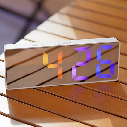 Avelena | Uhr Beleuchtete Led Wecker mit Datum