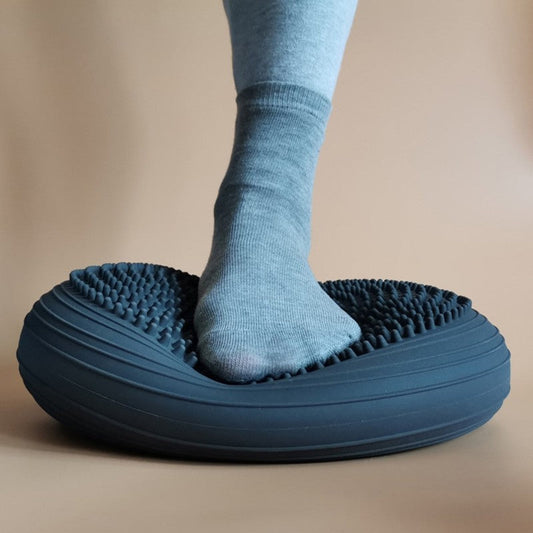Avelena | Aufblasbare Balance-Scheibe mit Pumpe, für Balance-/Stabilitätstraining, Verbesserung der Sitzhaltung & Rumpfstabilität, Linderung von Rückenschmerzen