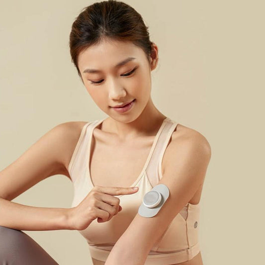 Avelena | Tragbares wiederaufladbares Mini-Massage-Patch, mit dualen Massage-Hosts, niederfrequente Impuls-Technologie, für Nacken, Rücken, Beine und mehr