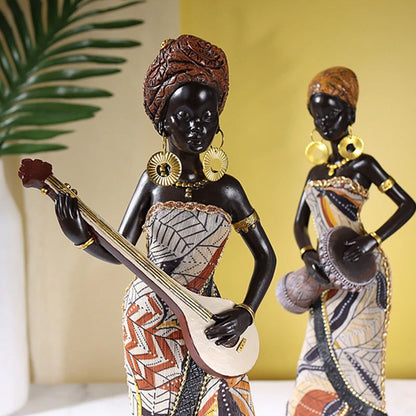Avelena | Afrikanische weibliche Musiker-Skulptur