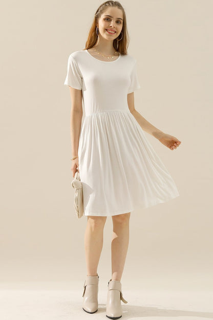 Avelena | Geripptes Kleid mit Taschen