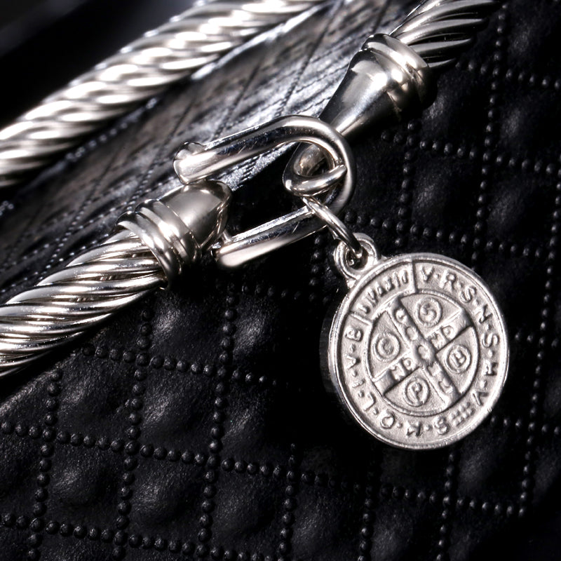 Avelena | Heiliger Benedikt Charm Armband Benedetta