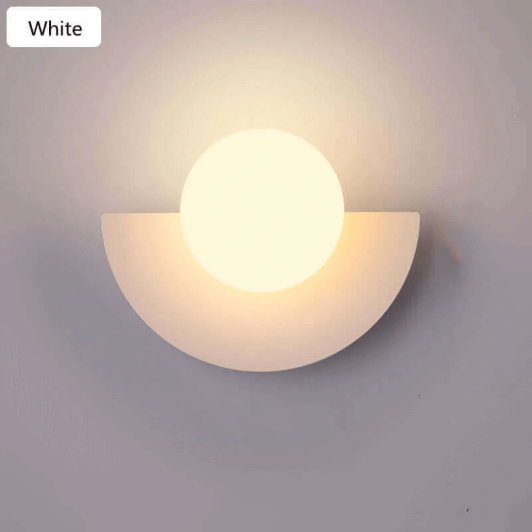 Avelena | Metallische Halbmook Wandlampe