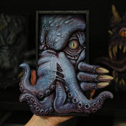 Avelena | Bücherregaldekoration | Fantasy-Horror Werwolf | Bücherregaleinsatz & Blickfang