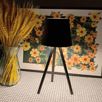 Avelena | BrightNest - Zeitgenössische Lampe mit flexiblem Ständer