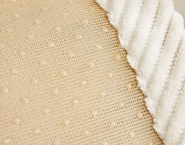 Avelena | Auraea - Anspruchsvoller Schutz für Ihr Sofa