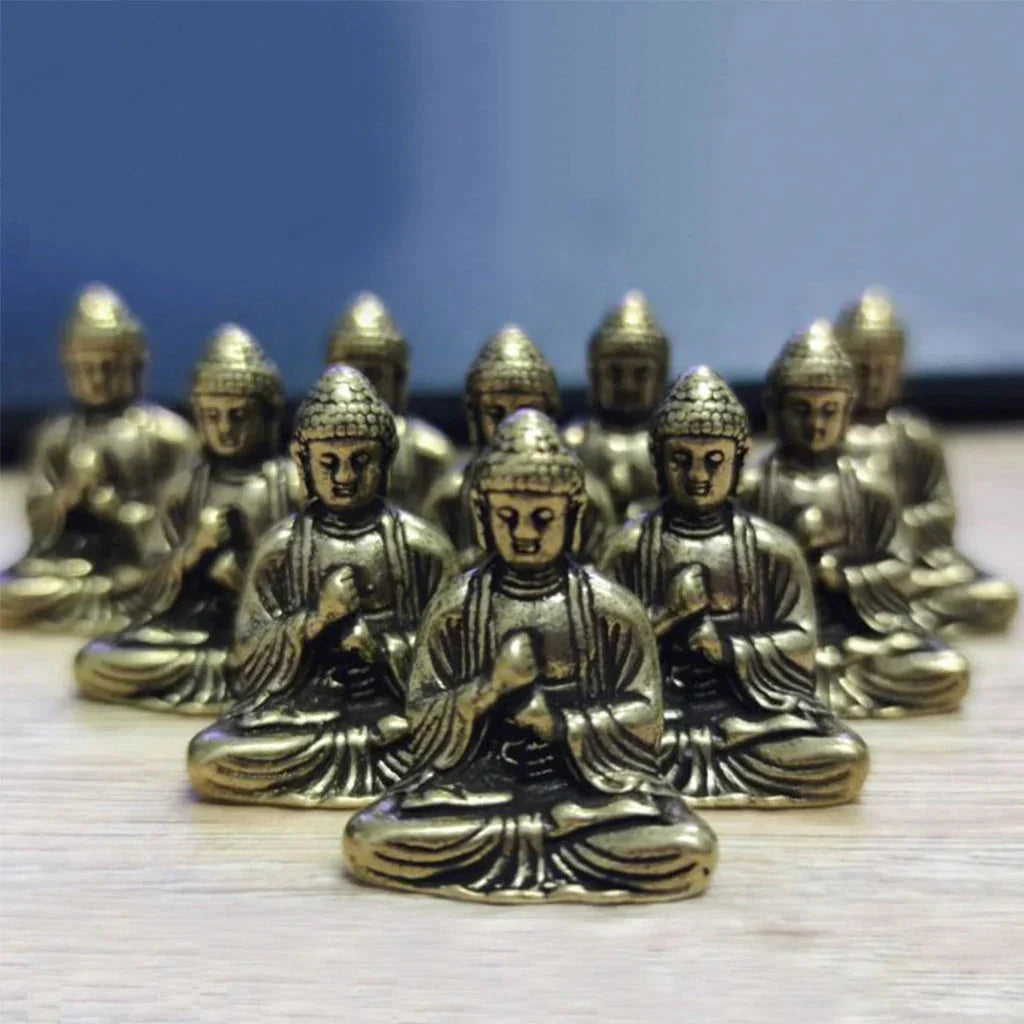 Avelena | 10 Stück Miniatur Messing Sitzende Buddha Statue Figur für Reisen Buddhismus Verehrung Zuhause Büro Schreibtisch Dekoration