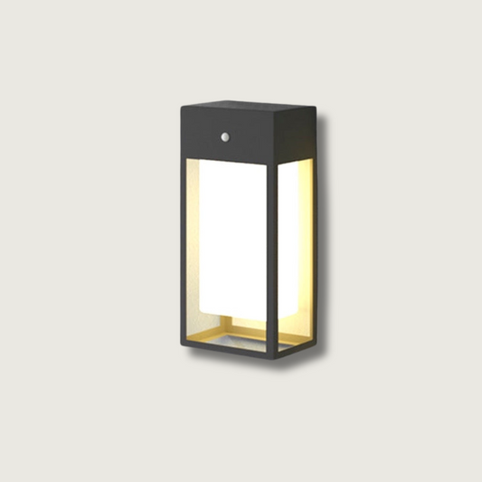 Avelena | SolarAura – Smarte Solar-Wandleuchte für den Garten