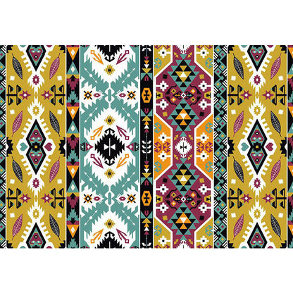 Avelena | Gestreifter geometrischer indischer Tribal-Teppich mit botanischen Motiven und Schleifen, polyesterbeschichteter, fleckenresistenter Teppich in Gelb und Grün