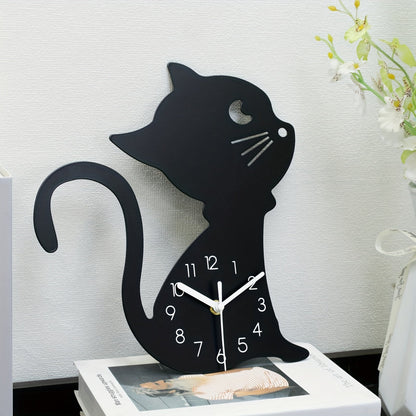 Avelena | Einzigartige Katzen Wanduhr für Interieur