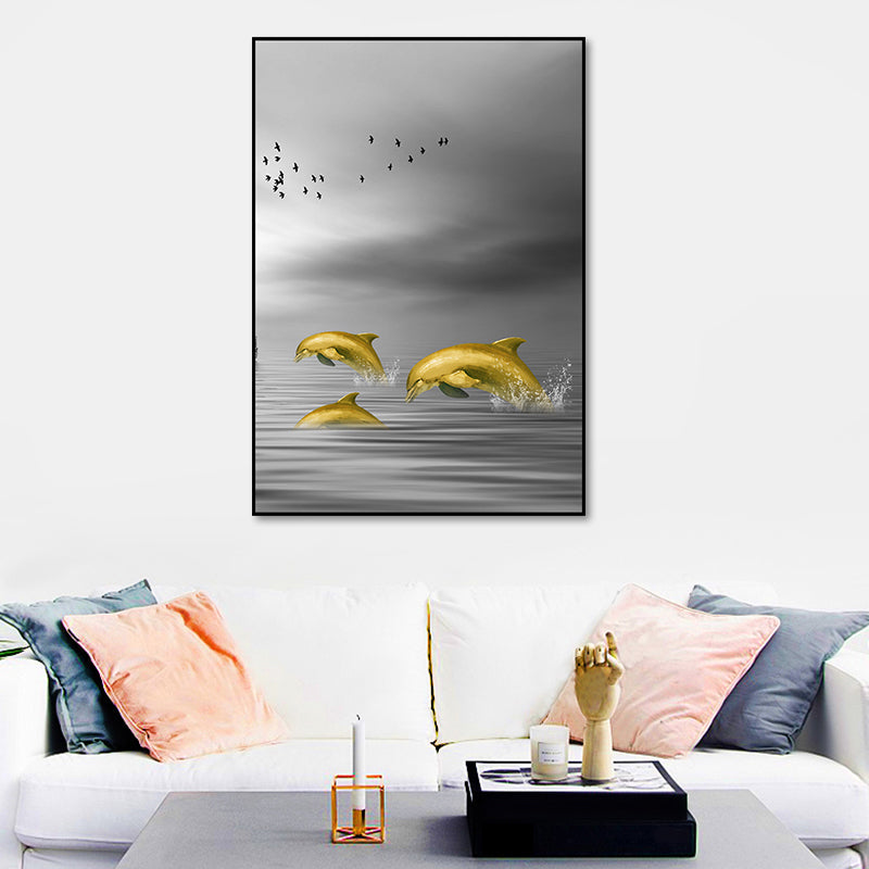 Avelena | Glam Wandkunst Gold Delfin Springt aus Dem Meer Wasser Gewickelte Leinwand für Zuhause