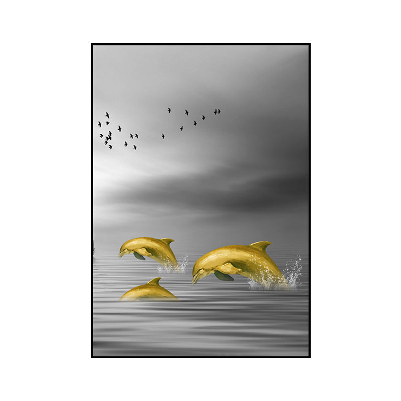 Avelena | Glam Wandkunst Gold Delfin Springt aus Dem Meer Wasser Gewickelte Leinwand für Zuhause