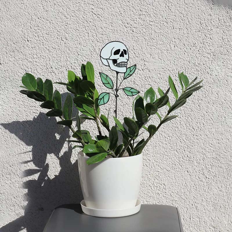 Avelena | Frühe Halloween Schädel Gefärbtes Glas Pflanze