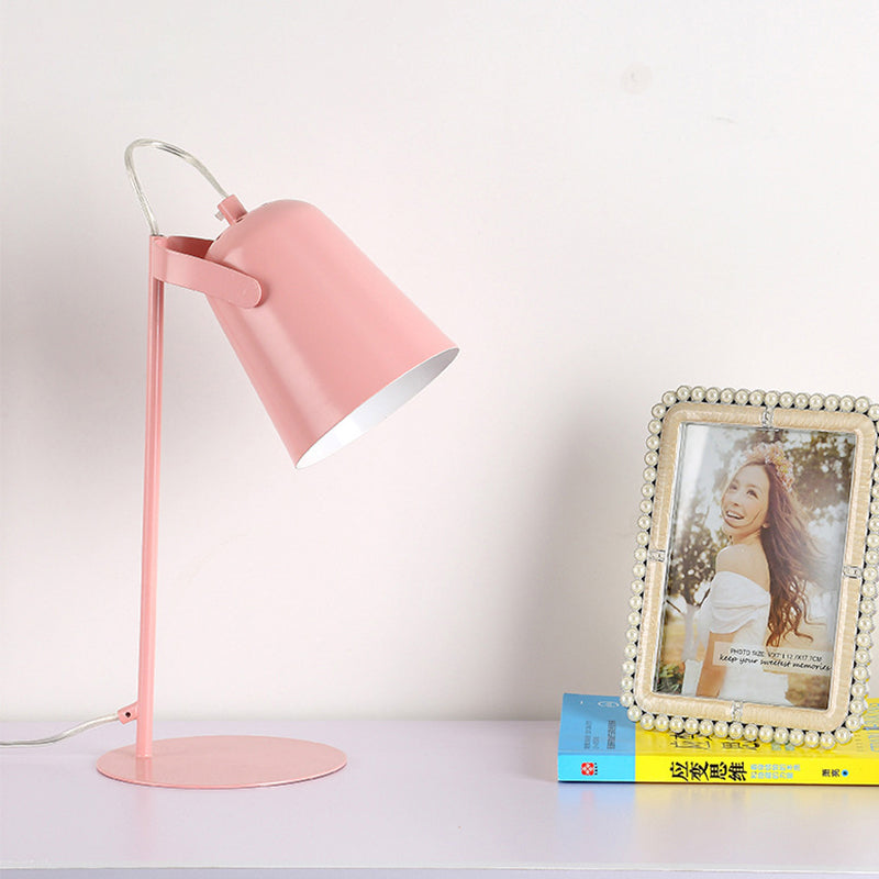 Avelena | Verstellbare Barre Shade Schreibtischlampe Macaron Stil Metallisch 1 Licht Schlafzimmer Stehlampe Schreibtischlicht In Schwarz/Grau