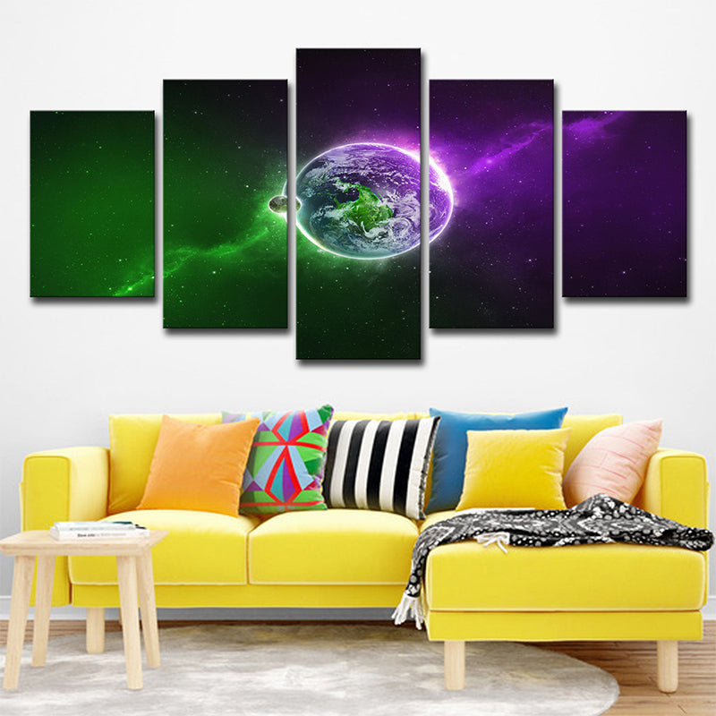 Avelena | Magical The Earth Kunstdruck Wohnzimmer Weltraum Wanddekoration In Lila und Grün