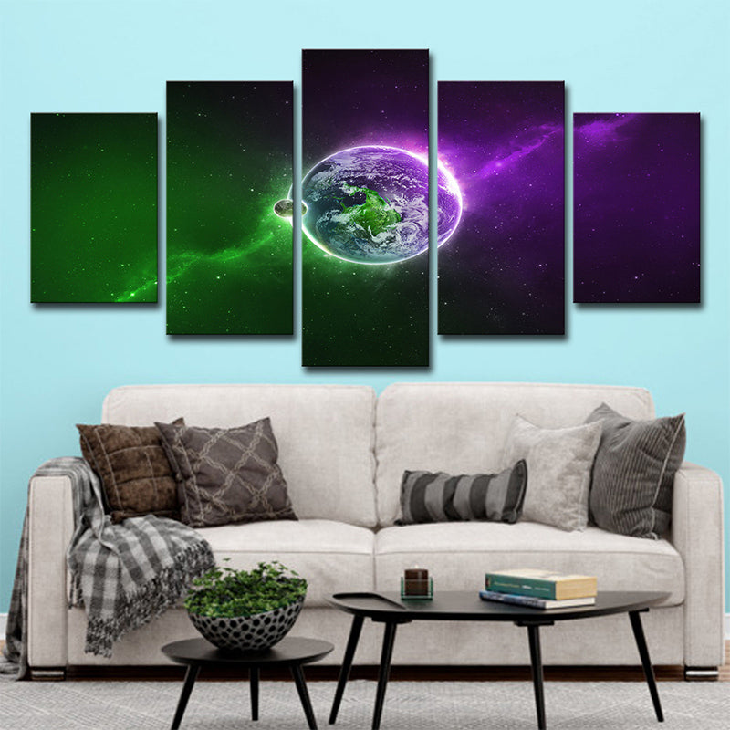 Avelena | Magical The Earth Kunstdruck Wohnzimmer Weltraum Wanddekoration In Lila und Grün