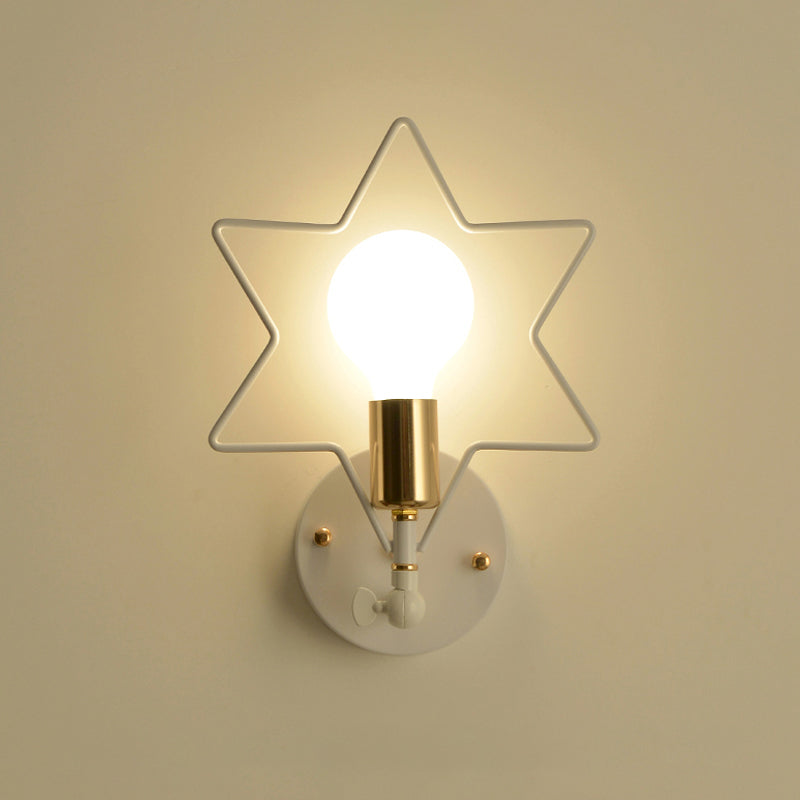 Avelena | Metall Stern/Blume/Liebendes Herz Wandlampe Einfacher Stil 1 Licht Wandmontierte Beleuchtung In Weiß für Das Arbeitszimmer