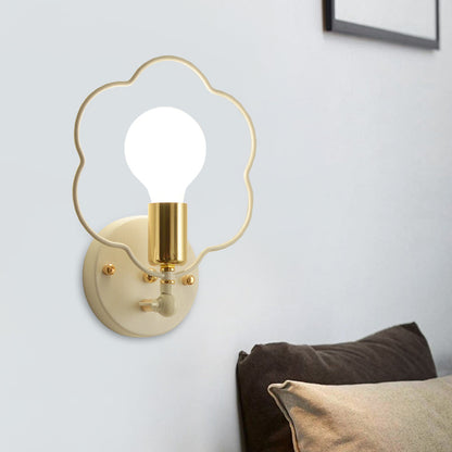 Avelena | Metall Stern/Blume/Liebendes Herz Wandlampe Einfacher Stil 1 Licht Wandmontierte Beleuchtung In Weiß für Das Arbeitszimmer