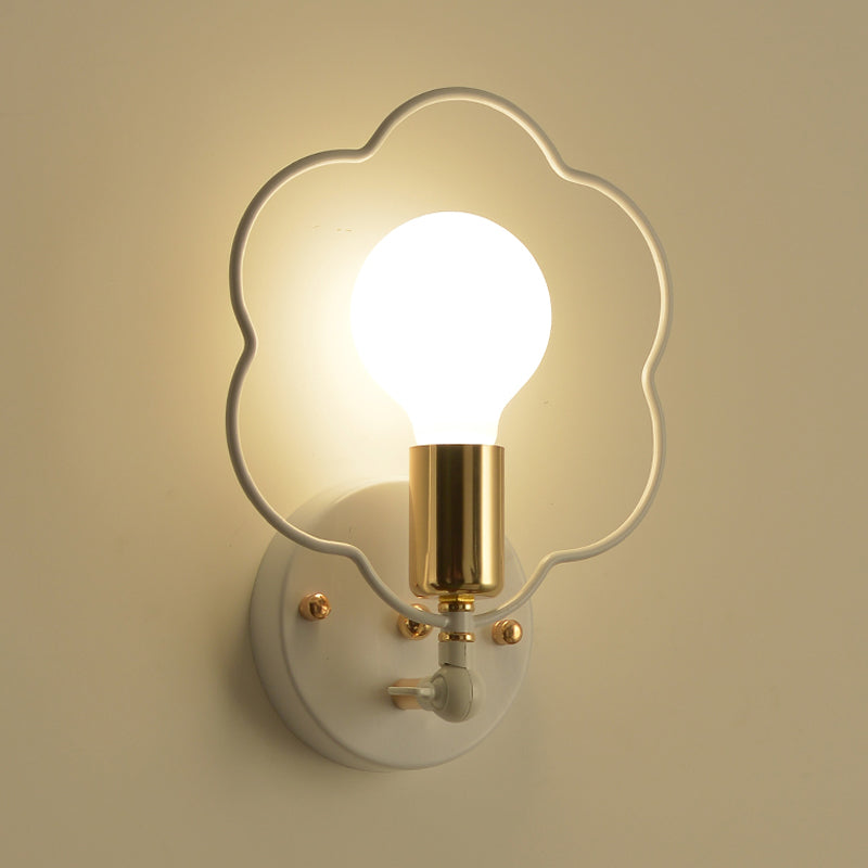 Avelena | Metall Stern/Blume/Liebendes Herz Wandlampe Einfacher Stil 1 Licht Wandmontierte Beleuchtung In Weiß für Das Arbeitszimmer