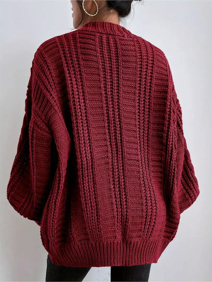 Avelena | Gemütlicher Zopfmuster-Cardigan mit Knopfleiste Vorne und Laternenärmeln