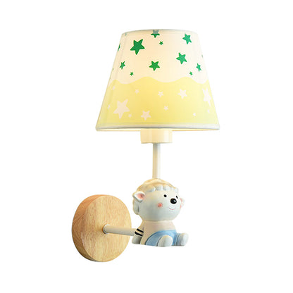 Avelena | Zeitgenössische Wandleuchte mit Konischer Shade Einzelne Licht Holz Wandlampe mit Tier für Teenager
