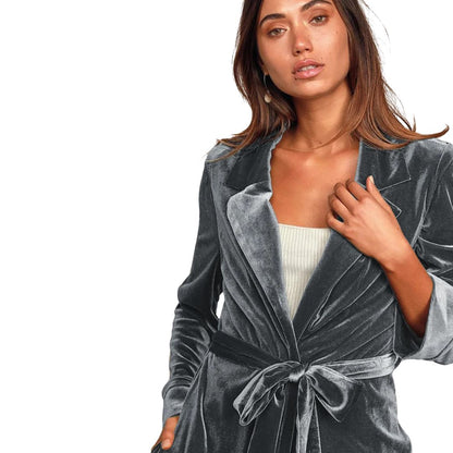Avelena | Luxus Extra Lange Samtjacke mit Tasche