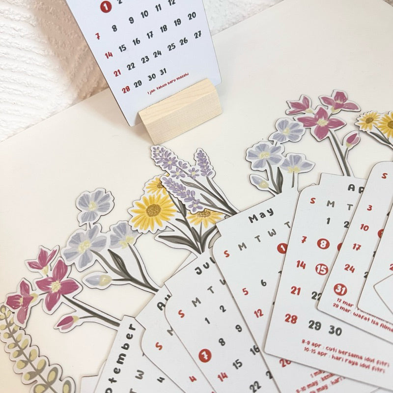 Avelena | 2024 Bloomy Flowers Tischkalender