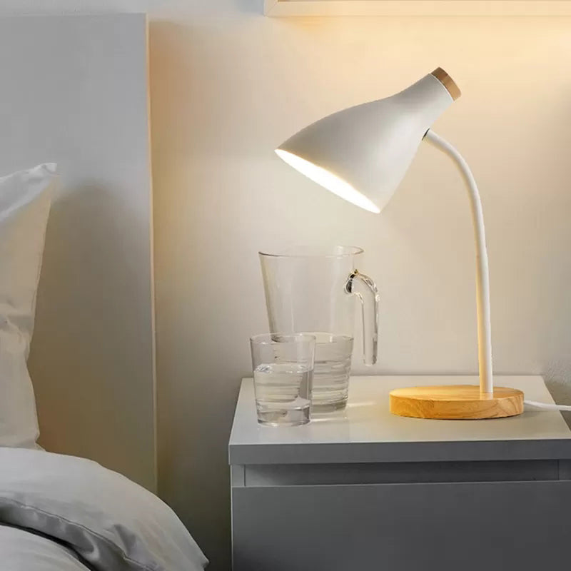 Avelena | Metall Horn Bildschirm Leselampe Erwachsene Schlafzimmer 1 Glühbirne Nordische Schreibtischlampe mit Steckerleitung