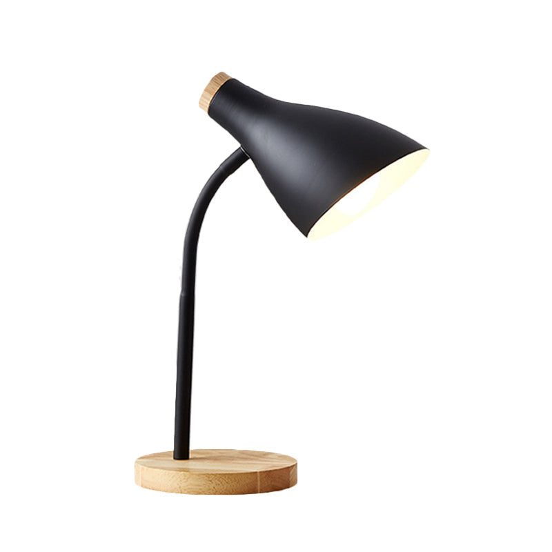 Avelena | Metall Horn Bildschirm Leselampe Erwachsene Schlafzimmer 1 Glühbirne Nordische Schreibtischlampe mit Steckerleitung