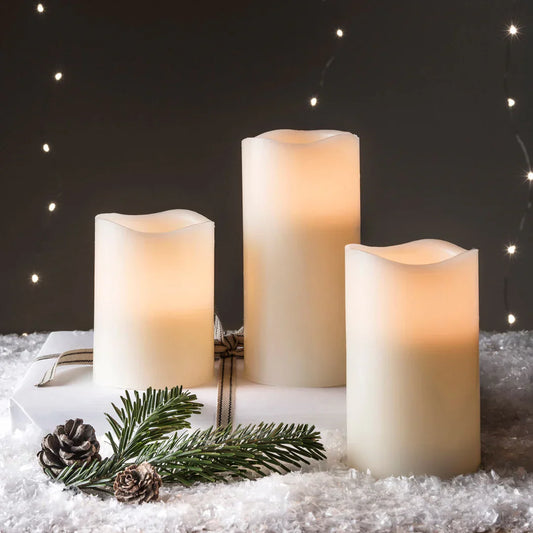 Avelena | Set mit 3 hohen flammenlosen Wachs-LED-Kerzen