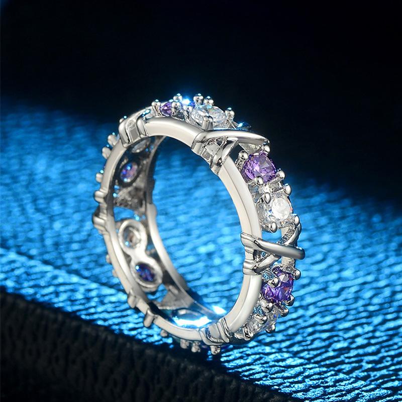 Avelena | Dichroic Inlaid Zircon Ring Erfolg