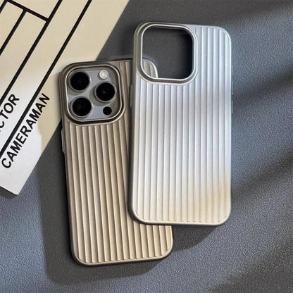 Avelena | ArmorShell | Ultradünnes und Stoßsicheres iPhone-Cover